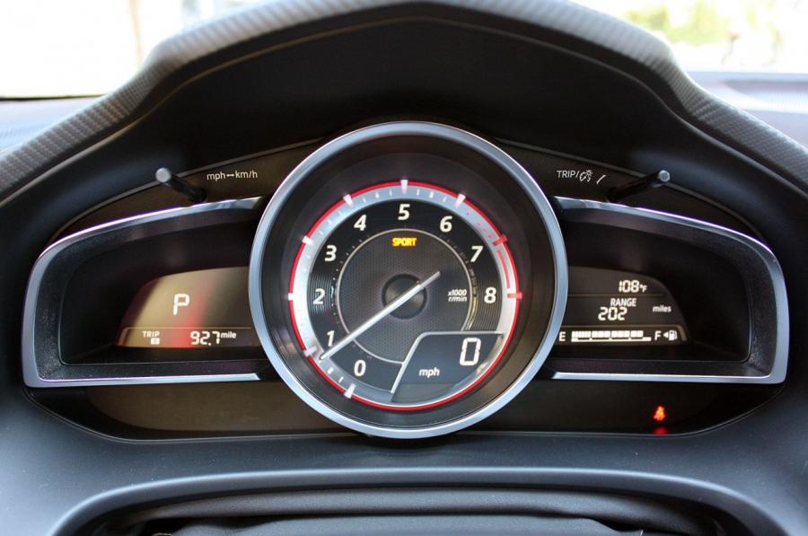  Mazda3 Hatchback 2014 года  (фото 22 из 131)